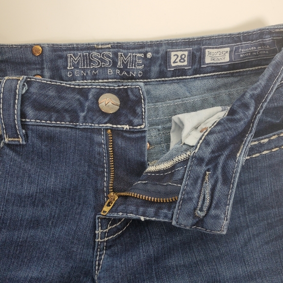 Miss me embroidered rhinestone stud bling skinny jeans JE107252R size 28 - Picture 4 of 12